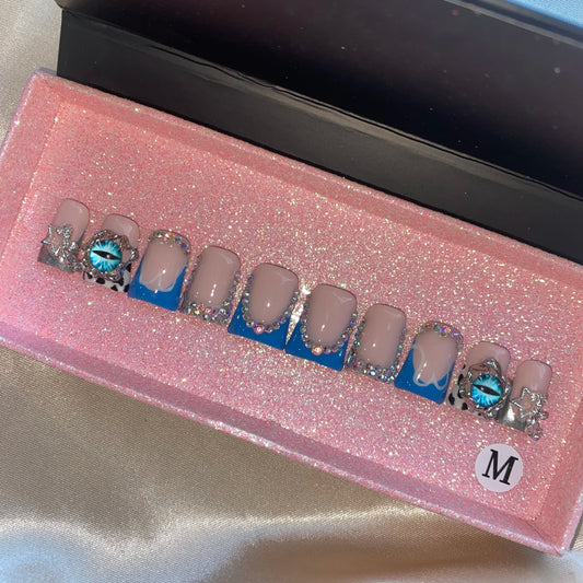 Snaked Nails